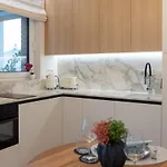 Stylish Metodova - Mall &parking Apartment