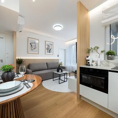 Stylish Metodova - Mall &parking