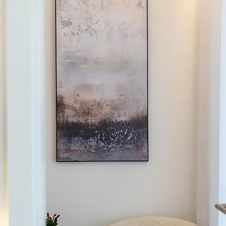 Stylish Metodova - Mall &parking *