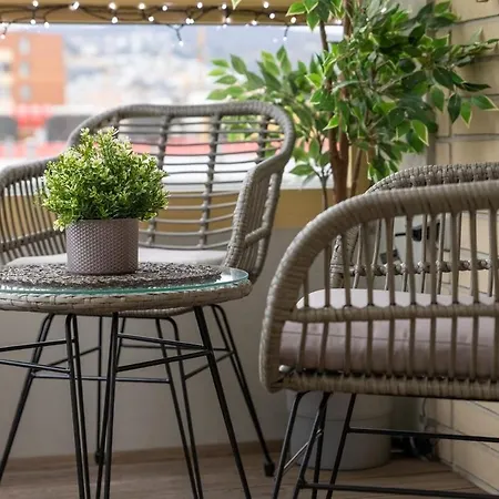 Stylish Metodova - Mall &parking *