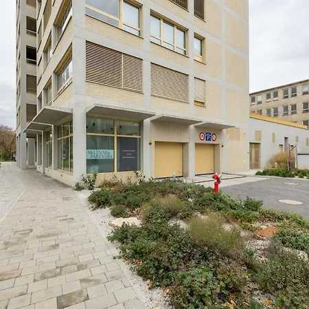 아파트 Stylish Metodova - Mall &parking